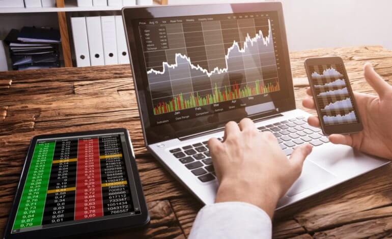 Phân biệt đầu tư CFD là gì và Hợp đồng Tương lai